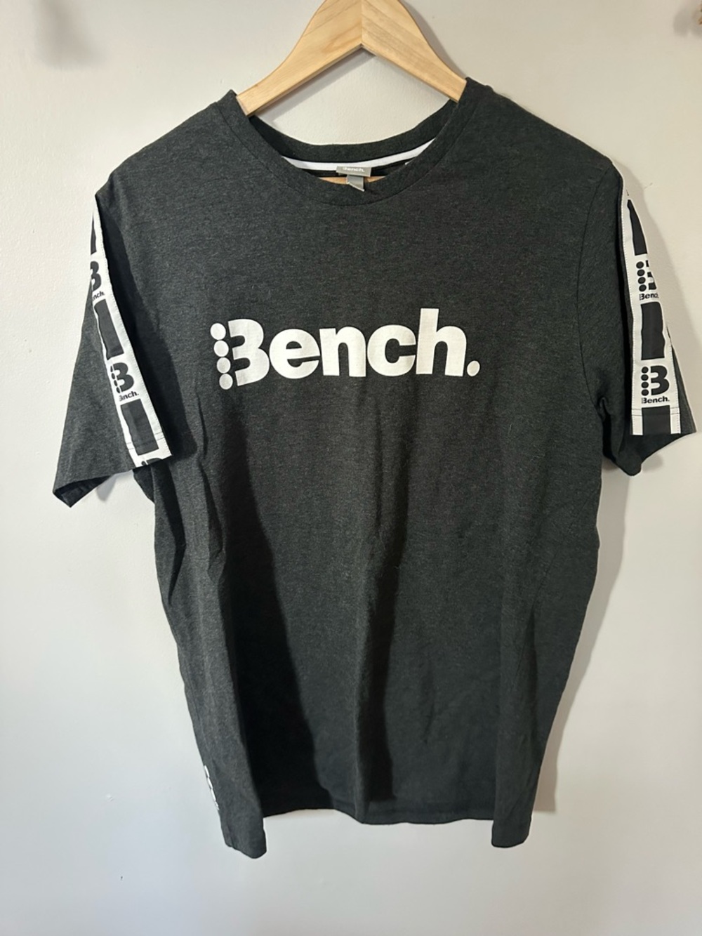 Bench Men's Charcoal Black Logo Tee with White Sleeve Accents